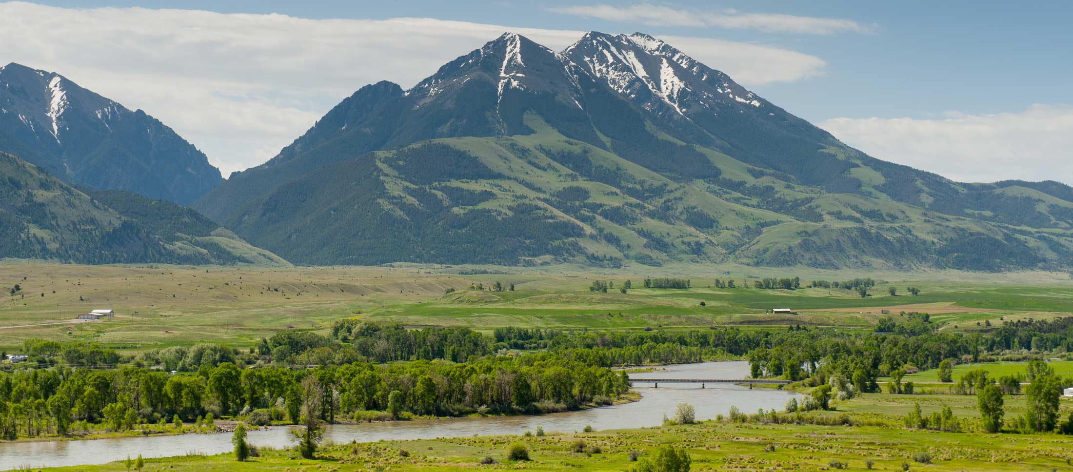 Emigrant, MT in Western Montana